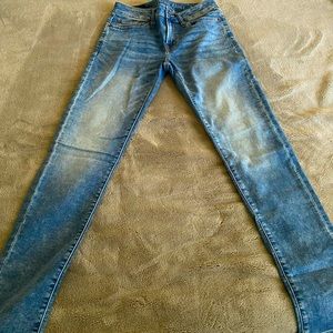 American eagle 28-32 skinny stretch jeans. Brand New color code: 00163